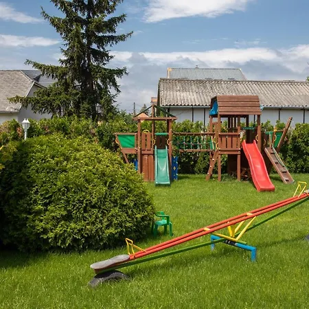 Admiral Family Bed and Breakfast Keszthely