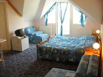 Admiral Family Bed & Breakfast 4*